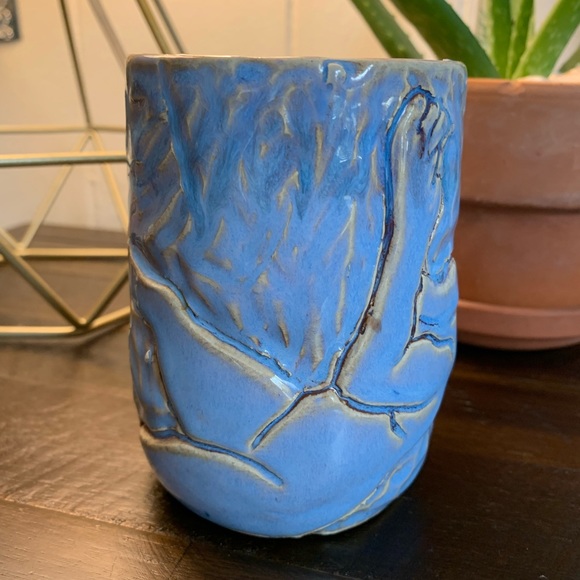 ANA LEMUS Pottery Cup - Picture 3 of 14